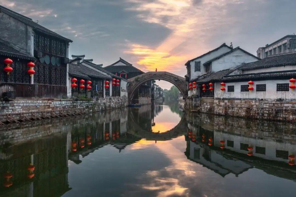 这是警察